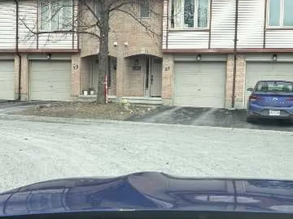 81 Lightfoot Pl, Ottawa, ON K2L 3M1