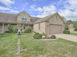 1701A Lakeside Dr, Champaign, IL 61821