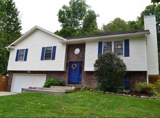 5904 S Foxwood Ln, Bloomington, IN