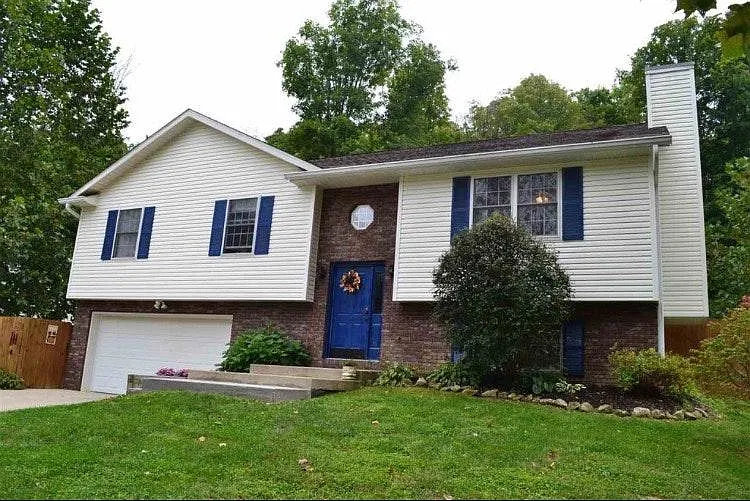 5904 S Foxwood Ln photo 1