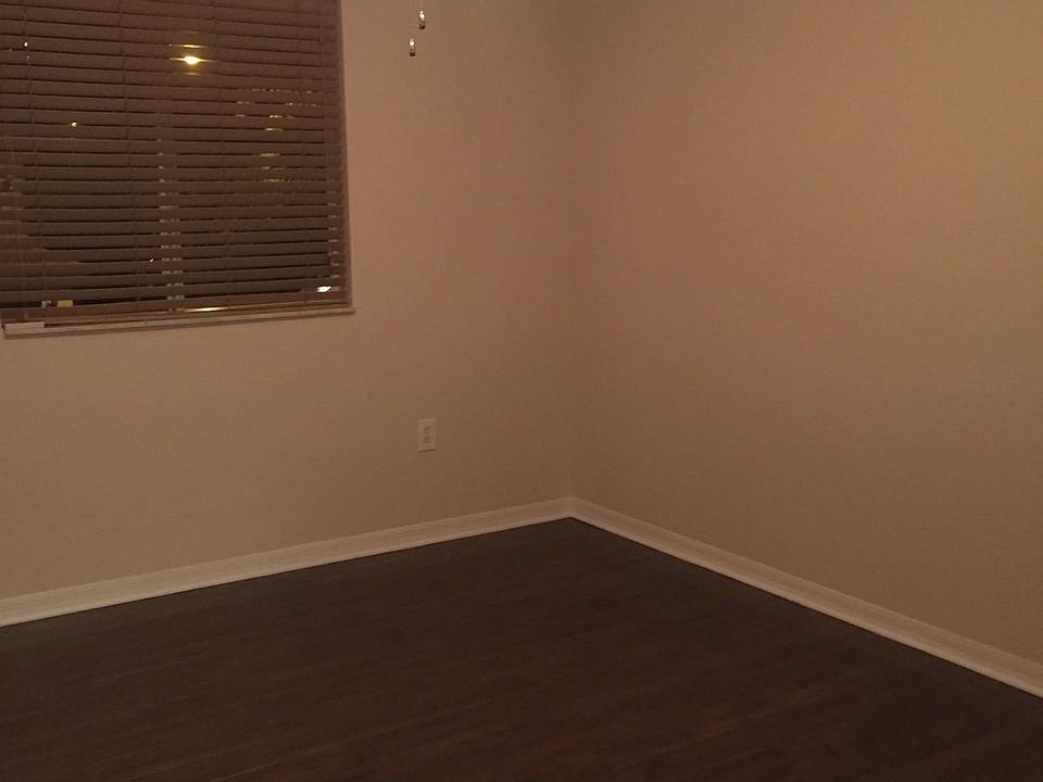 2nd image of 4840 NW 116th Ct