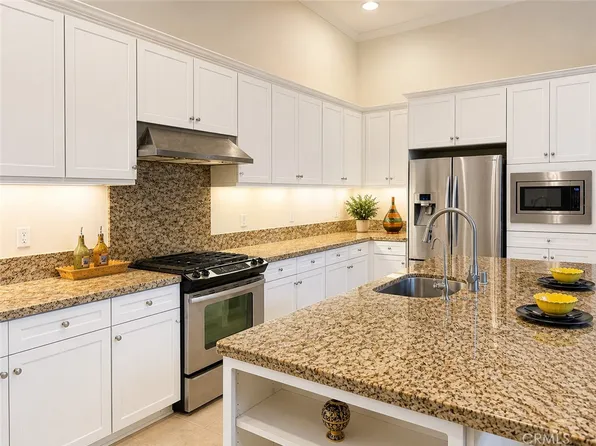 66 Overbrook, Irvine, CA 92620