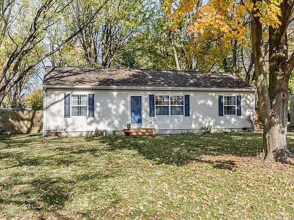 2nd image of 18048 Windward Dr