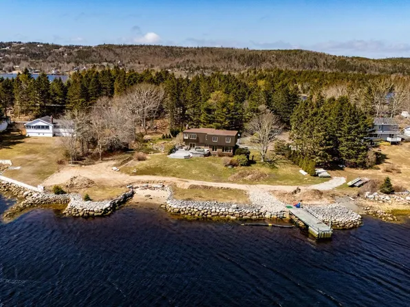 350 Viewmount Dr, Halifax, NS B3Z 2G3