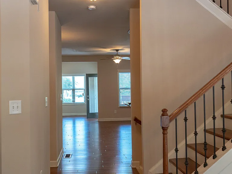 1209 Lavista Rd NE — Photo 3