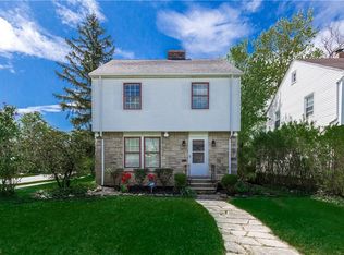 3672 Grosvenor Rd, Cleveland Heights, OH 44118