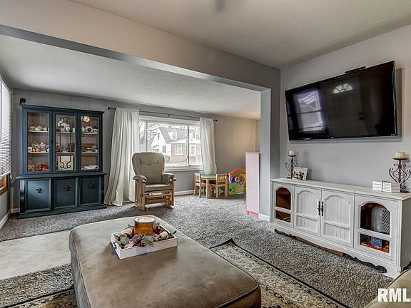5th image of 2205 E Reservoir St
