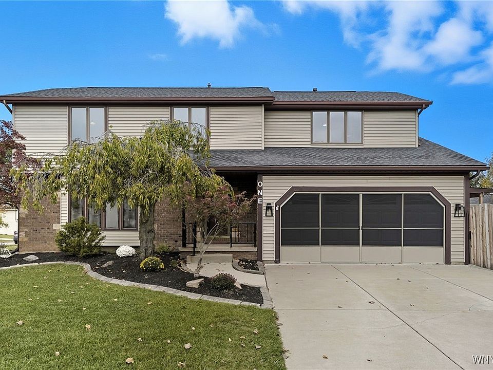 1st image of 1 Crownland Cir
