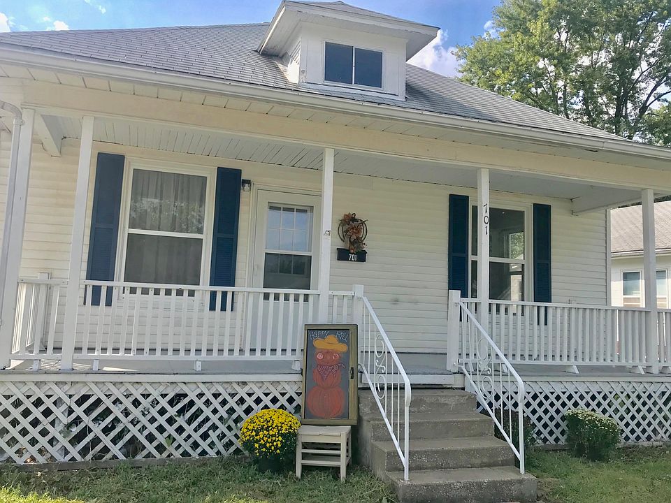 2nd image of 701 Cleveland Ave