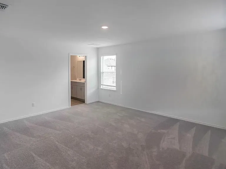 1529 Holly Lake Dr — Photo 15