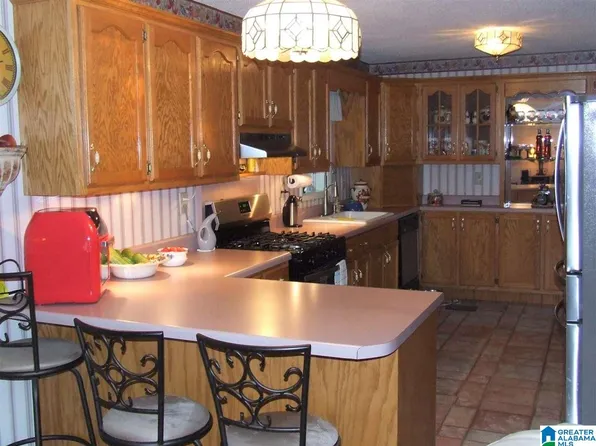 8188 Hopewell Rd SE, Bessemer, AL 35022