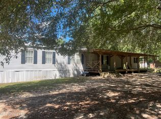 592 Beach Rd, Poplarville, MS 39470