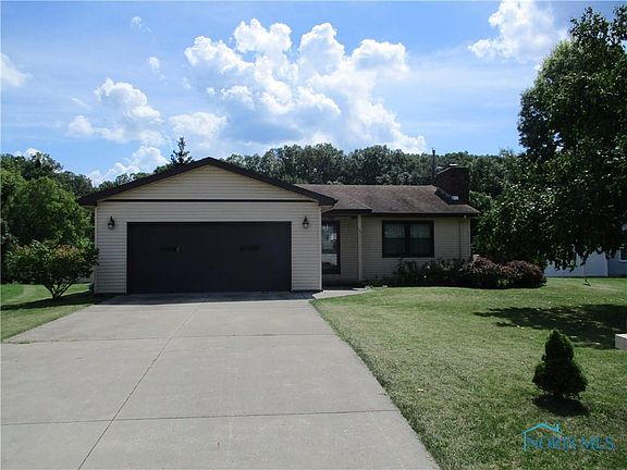 3rd image of 125 Meadowbrook Dr