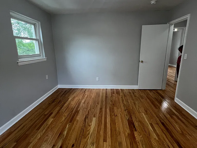 Edenwald Ave — Photo 7