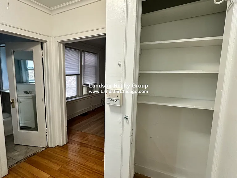 6304 N Oakley Ave #1 — Photo 7
