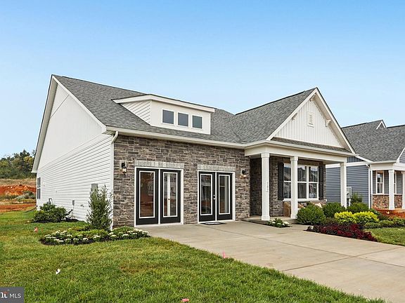 3rd image of 232 Hydrangea Way