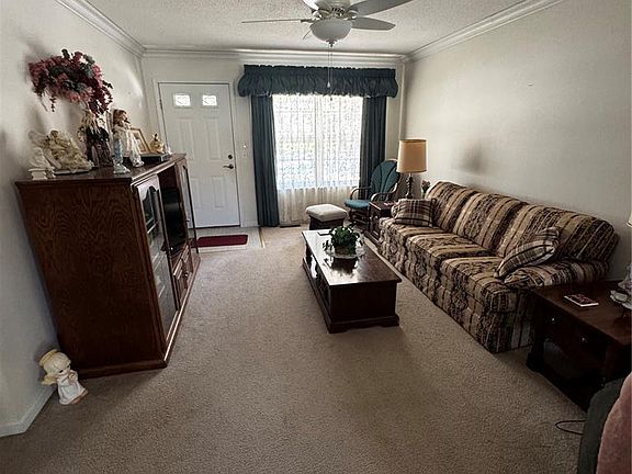 4th image of 1215 Butternut Dr
