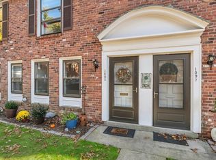 1095 Dickinson St, Springfield, MA 01108