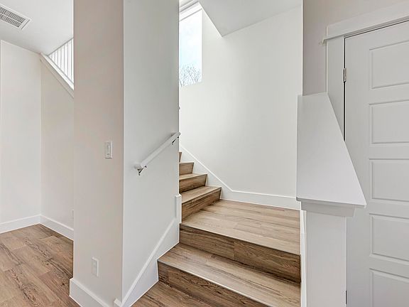 5th image of 400 Blackson Ave #A