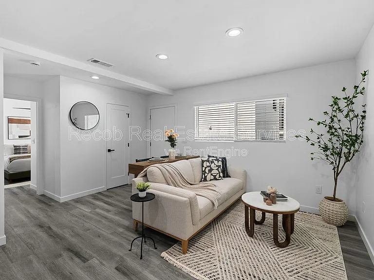 5116 69th St #5114 — Photo 3