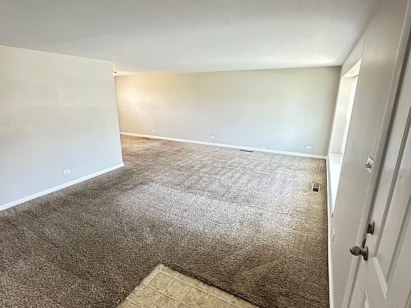 2nd image of 16819 Glen Oaks Dr
