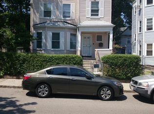 7 Peacevale Rd, Dorchester, MA 02124