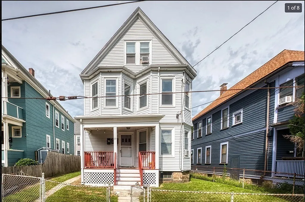 1 bed, 1.0 bath, 800 sqft, $2,000 — Photo 1
