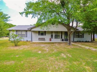 239 County Rd #3317, Emory, TX 75440