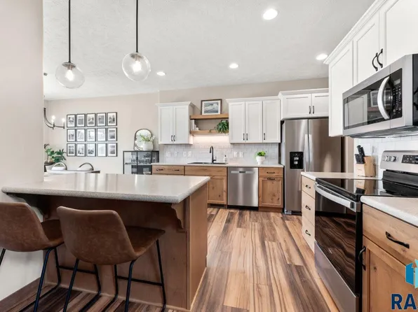 5303 E 67th St, Sioux Falls, SD 57108