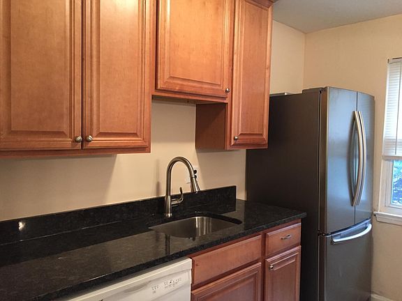 2nd image of 9814 Hagel Cir