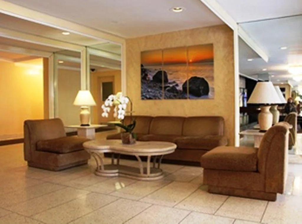 1 bed, 900 sqft, $2,375 — Photo 4