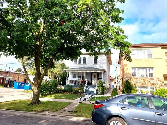 2530 S 60th Ct #1 — Photo 1