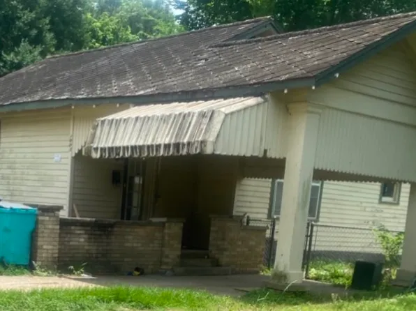1003 Rose Ann St, Opelousas, LA 70570