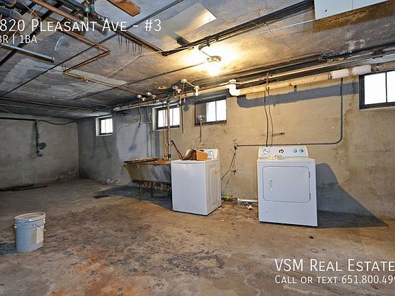 4th image of 2820 Pleasant Ave #3