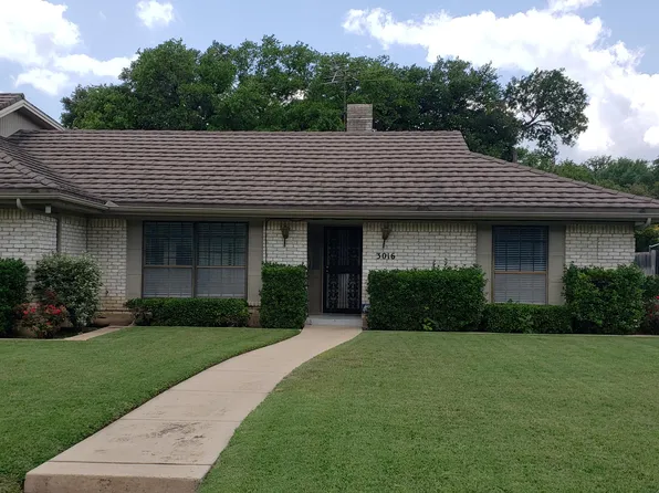 3016 Overton Park Dr W, Fort Worth, TX 76109