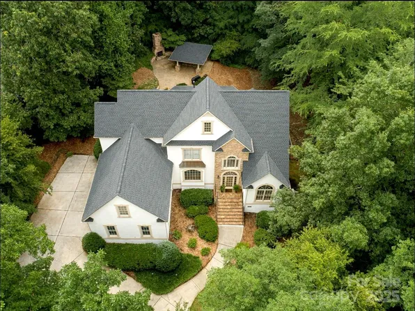 1025 Seminole Dr, Waxhaw, NC 28173