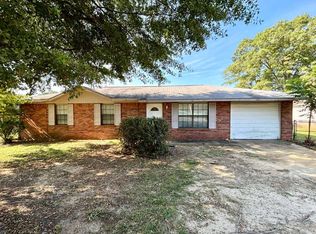 46 El Camino Dr, Dothan, AL 36303