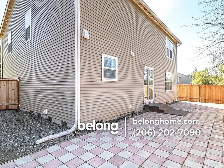 17904 97th Ln E — Photo 3