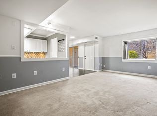 5105 Crossfield Ct APT 3, Rockville, MD 20852