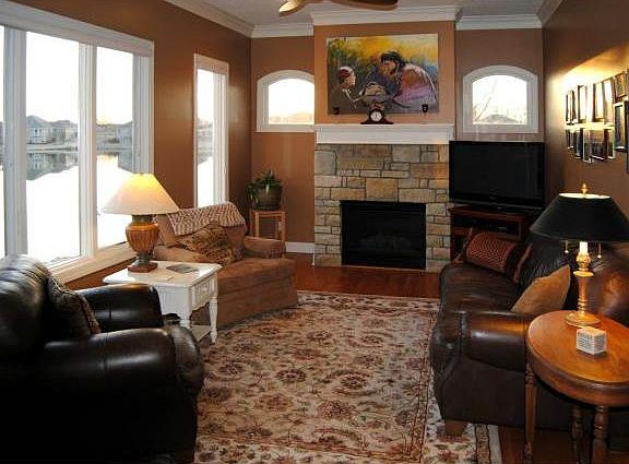 4th image of 15001 Lake Side Dr