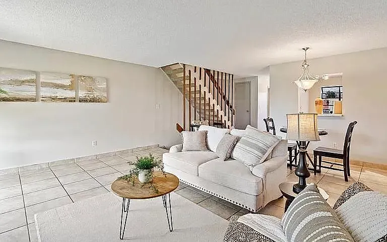 440 W Rockrimmon Blvd #G — Photo 13