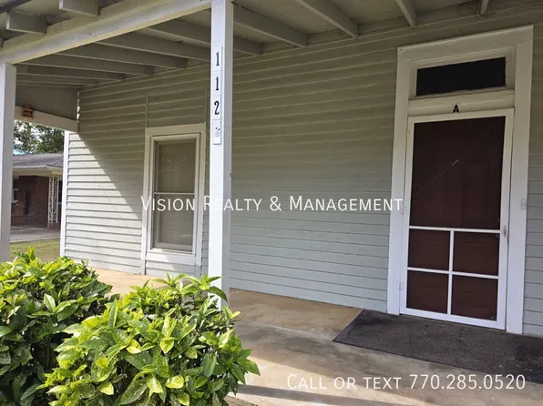 112A Peachtree St, Carrollton, GA 30117
