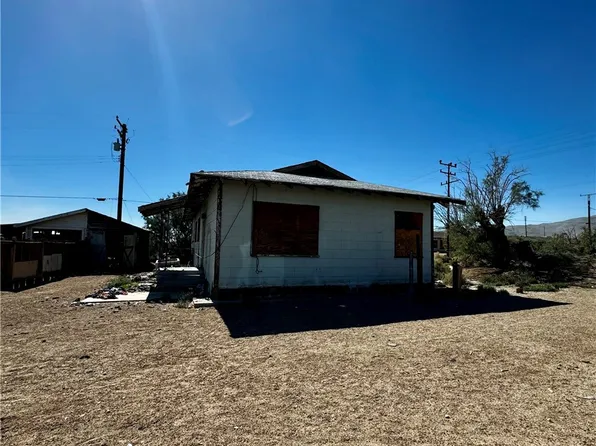 13285 Lupine St, Trona, CA 93562