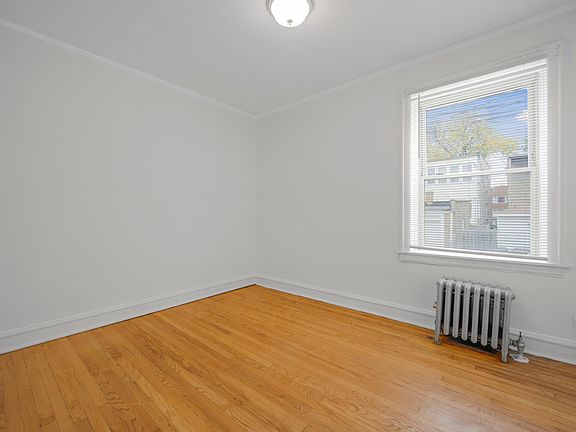 3rd image of 4410 W Altgeld St Unit 1