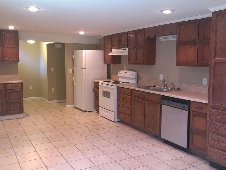 409 Jackson St #B — Photo 1