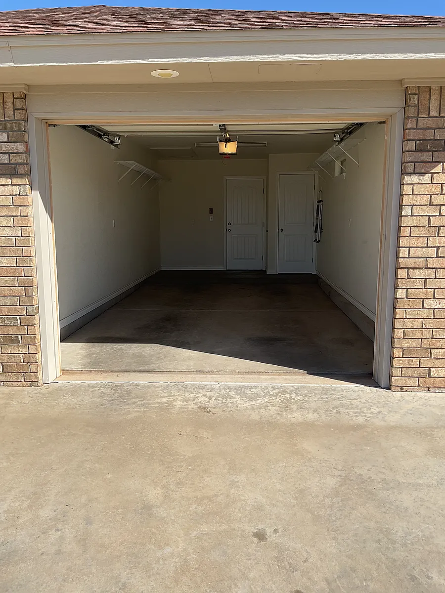 Building Photo - 1312 Arcineiga Dr #B
