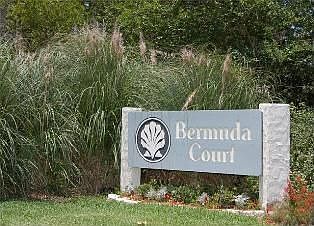 3rd image of 135 Bermuda Ct