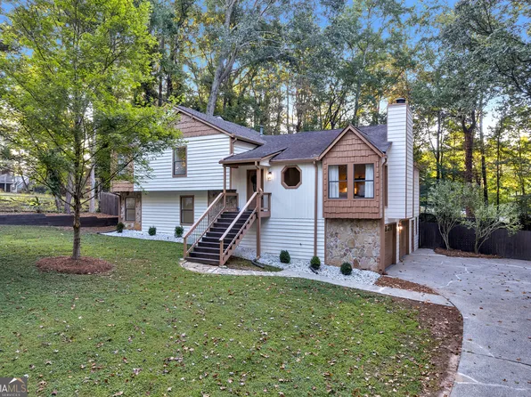 3251 Sherman Ridge Dr SW, Marietta, GA 30064