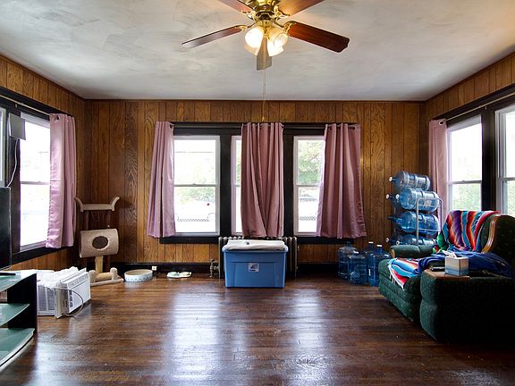 4th image of 55 Hampden St
