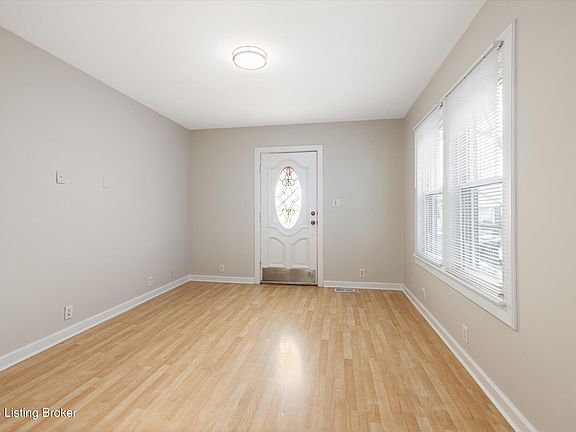 4th image of 1043 Wetterau Ave